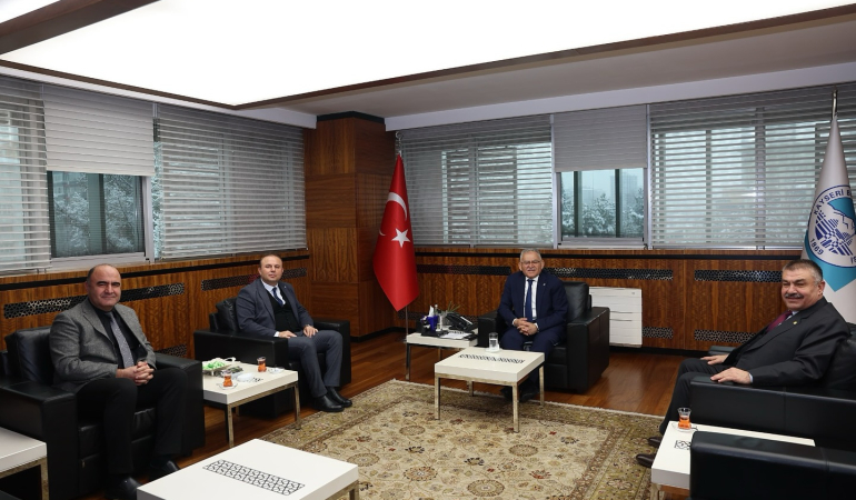 ÜRETİCİNİN DOSTU BAŞKAN BÜYÜKKILIÇ: “ÇİFTÇİMİZİN YANINDAYIZ”